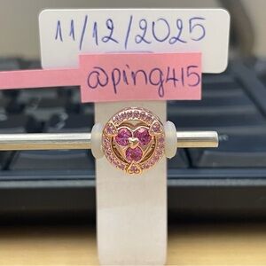Pandora Reveal Your Love Sparkling Heart Button charm